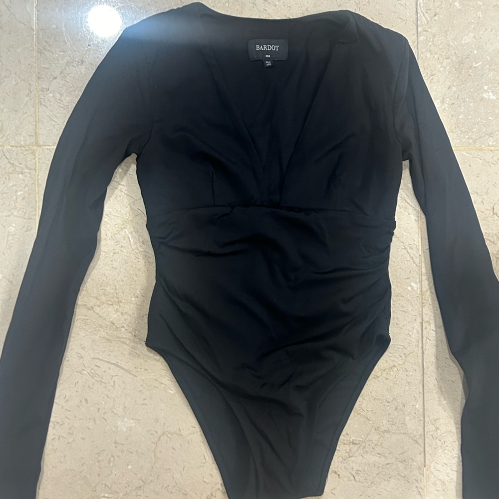 black long sleeve body suit